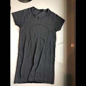Lululemon run swiftly tech tee
